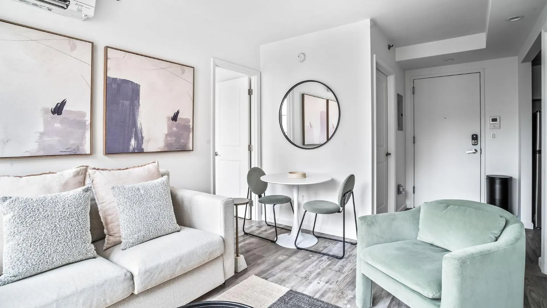 Stunning Modern 2Bedroom Apartment Near Central Park And Times Square New York 0*,